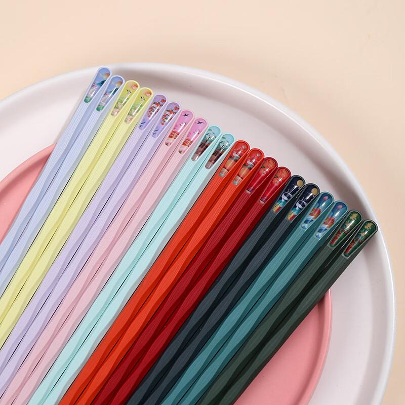 Zhi Shi Japanese-Korean Style Alloy Chopsticks Set