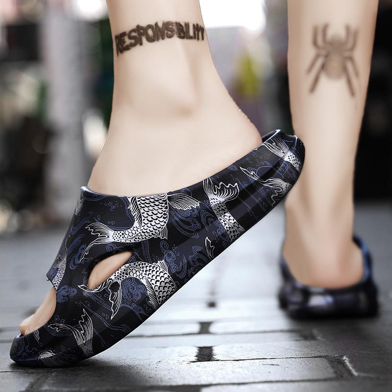 Men's Summer New Beach Sandals Designer Home Sandals Thick Soles Comfortable Casual Men's Shoes Men Slippers