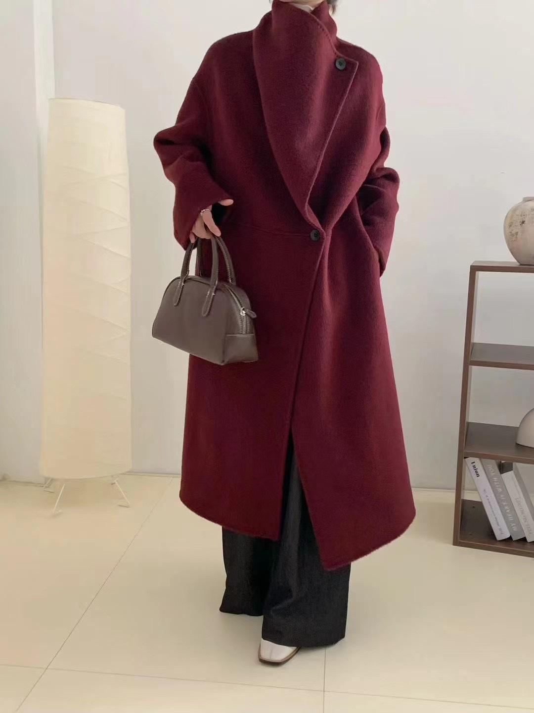 

Пух яка шелк тутовый шелк шерсть удлиненное двубортное шерстяное кашемировое пальто с большим лацканом, рукавами-плечами на шнуровке, женское осенне-зимнее M