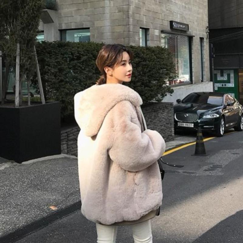 Plush imitation fur coat women's new loose autumn and winter thickened imitation rabbit fur coat medium and long