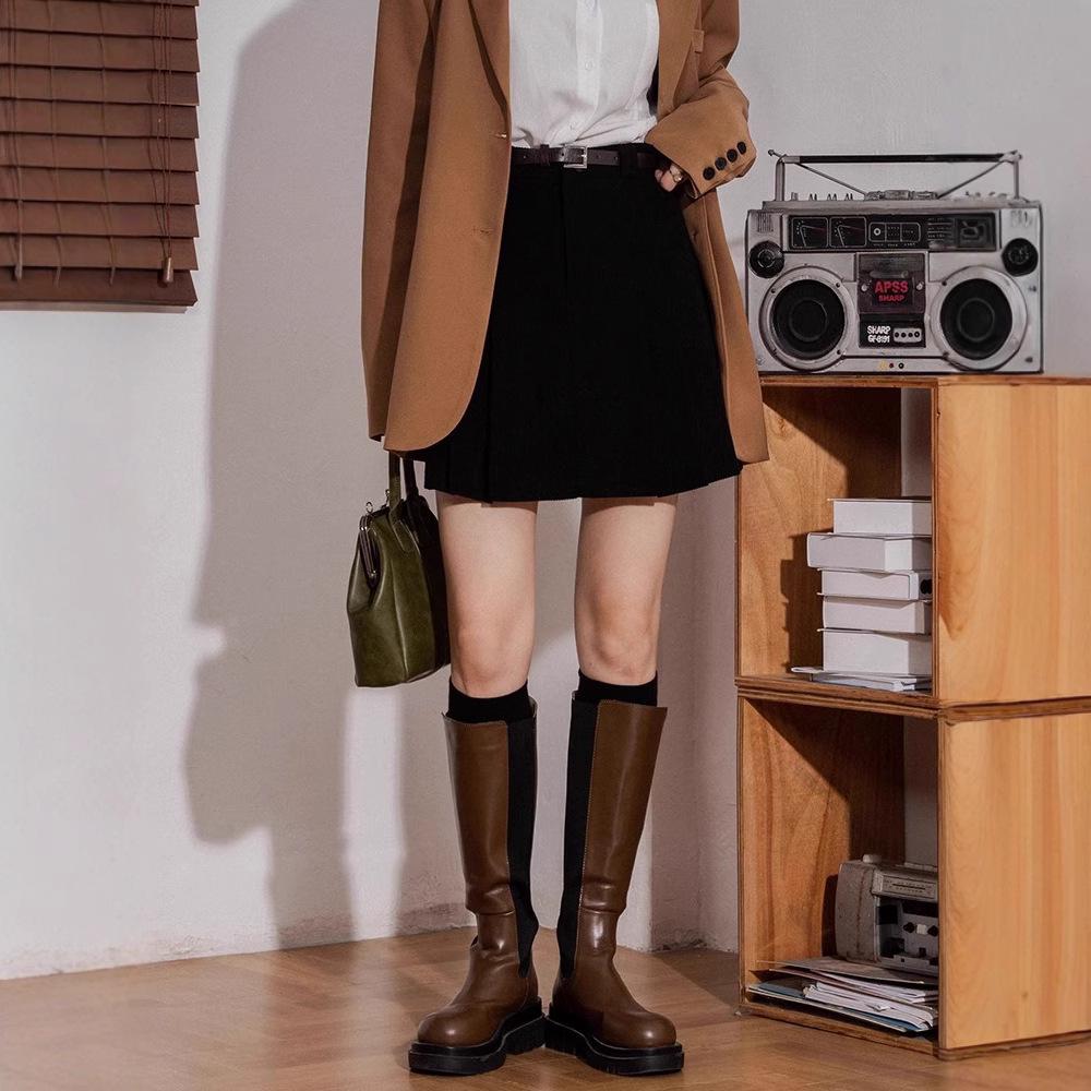 Women's High-Waist Corduroy A-Line Skirt - Age-Reducing, Retro, Anti-Exposure Design for Autumn