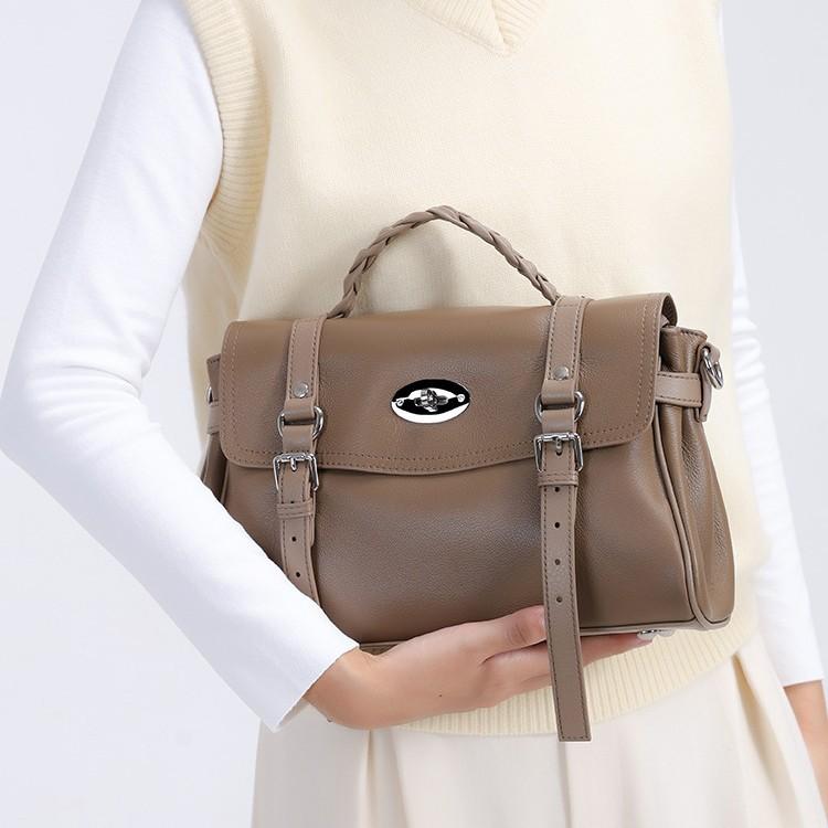 Damväska i äkta läder, högkvalitativ pendlarhandväska, ny axelväska med naturligt lädermönster, stor kapacitet, crossbody-väska