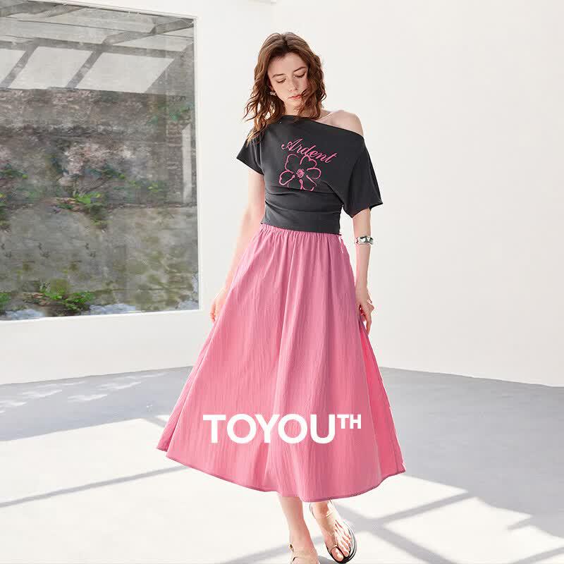 Chuyu Off-Shoulder Floral T-shirt & Skirt Set L