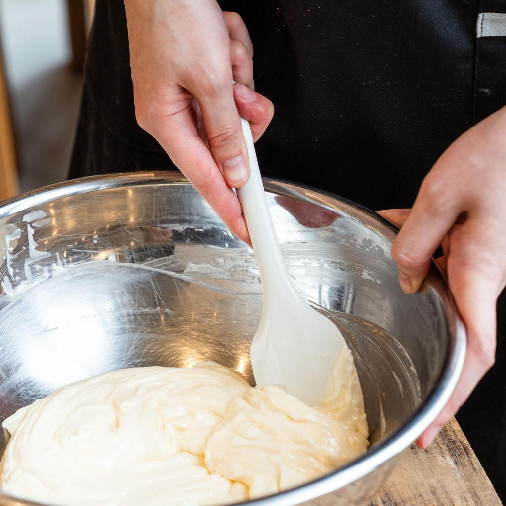 Tiger Crown Rubber with Silicone Made In 1610 Spatula, 264x57mm, White, Heat-Resistant Spatula, Large, Japan,