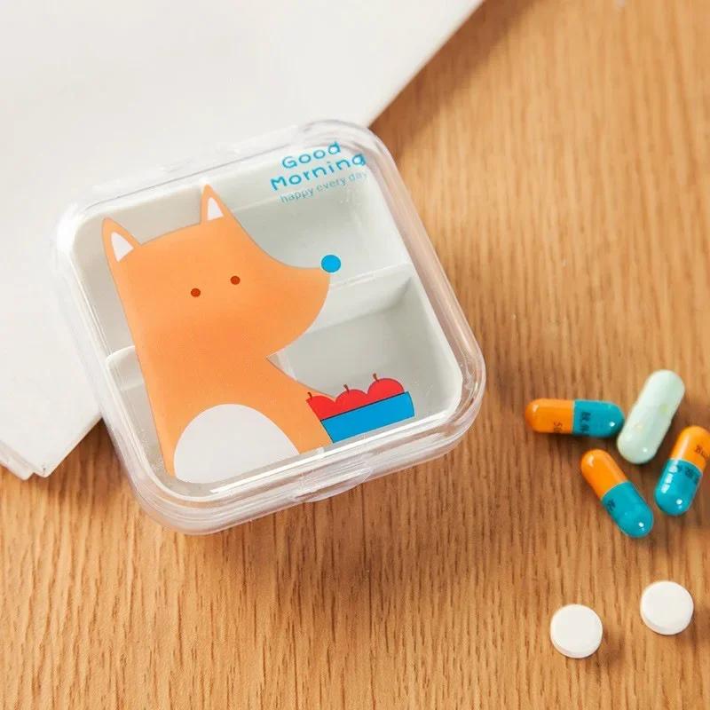 4 Slots Transparent Nette Cartoon Mini Lagerung Medizin Pille Box Tragbare Leere Kunststoff Behälter Fällen Reise Zubehör