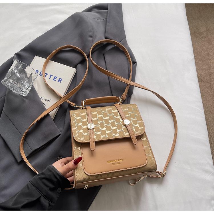 

2025 лето новый модный рюкзак женский модный повседневный портативный корейская версия школьный рюкзак трендовая сумка-мессенджер