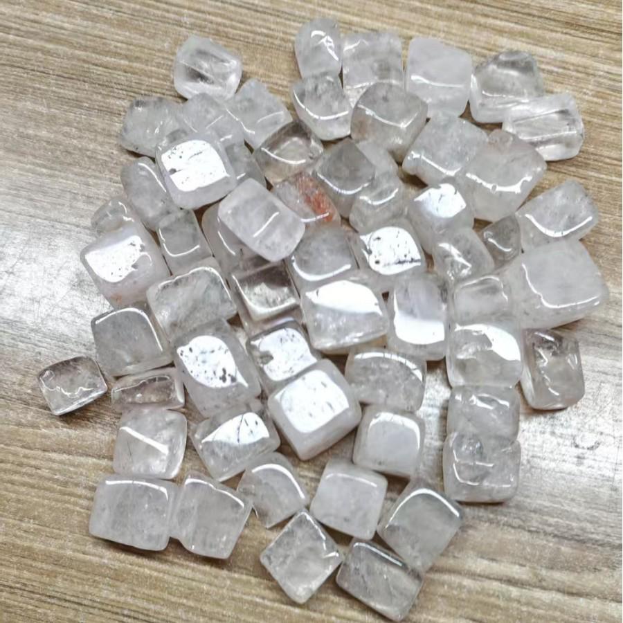 Natural Crystal Cube Ornaments - Polished Minimalist Decor Accessories