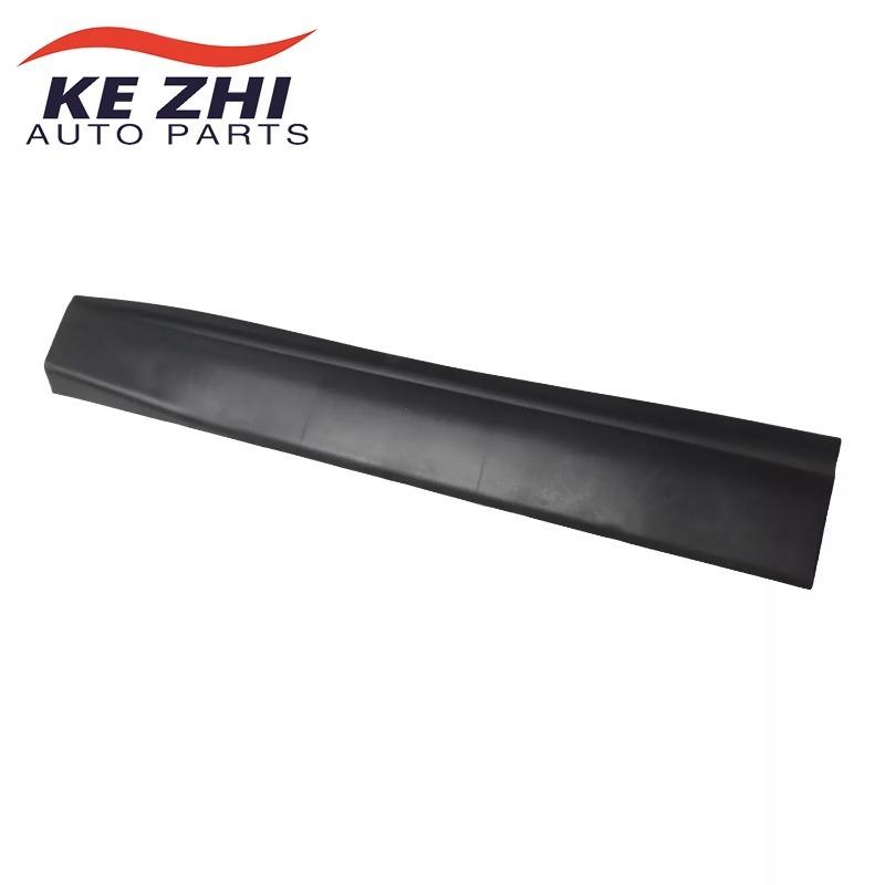 

87721-4Z000 Нижняя молдинг двери передней левой, накладка двери для Hyundai Santa Fe Sport 2013-2018 87722-4Z000