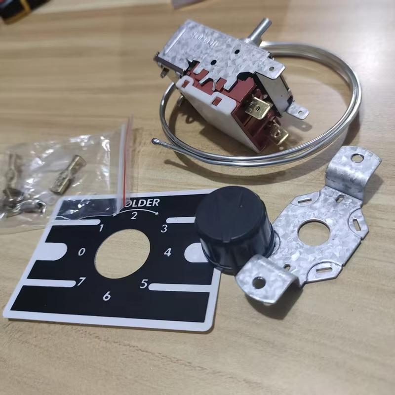 1 Set Refrigerator/Freezer Temperature Controller K50-P1125/K50-P1127 Temperature Switch -18 Celsius ~+8.5 Celsius +1.5 Celsius ~+12.5 Celsius