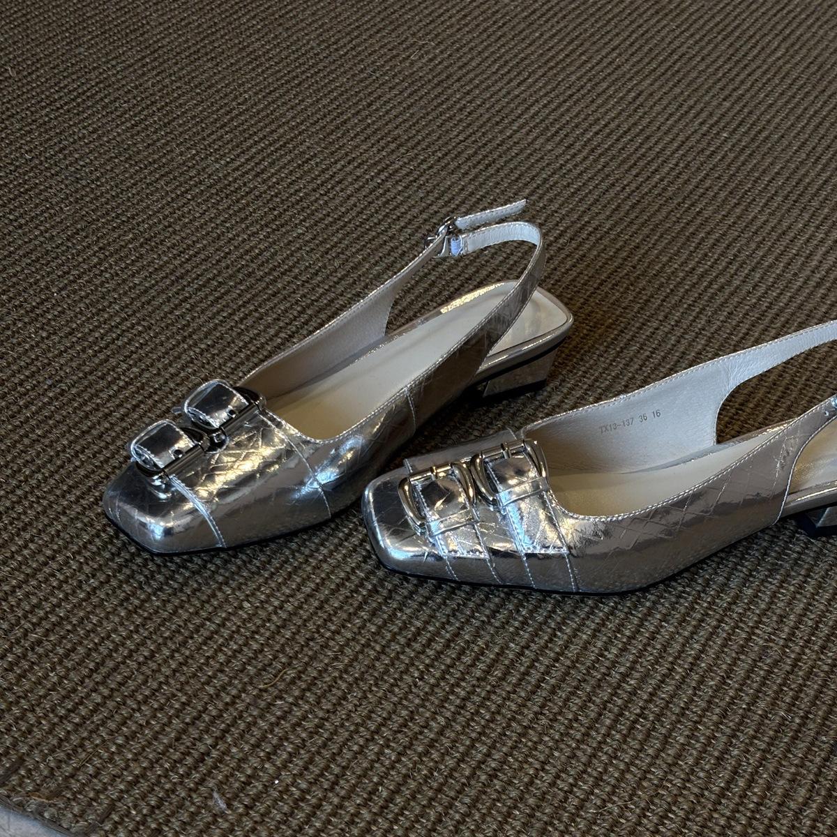 

Spring and summer back empty retro square head light mouth thick heel Mary Jane single shoes women s belt buckle bag head sandals 40 срібний