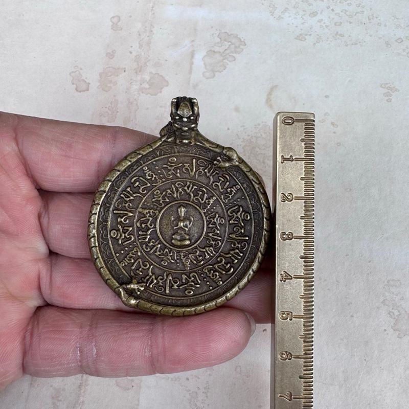 Tibetan Style Brass Plate Twelve Zodiac Nine Palace Vajra Buddha Pendant Hanging Ornament