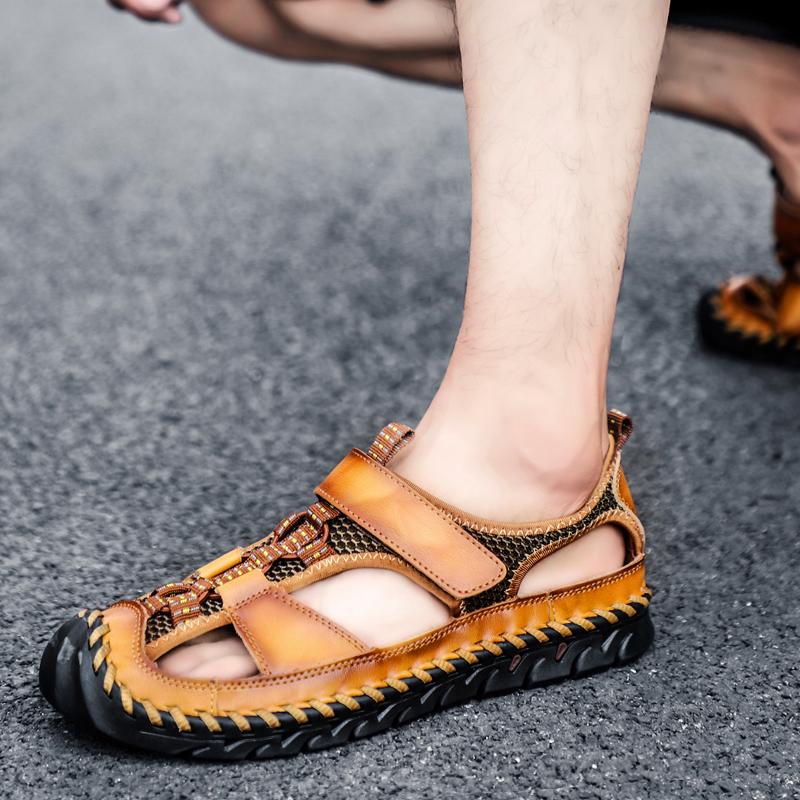 Sommersandalen aus Leder für den Außenbereich, für Herren, Strandschuhe, luxuriöse, atmungsaktive Freizeitsandalen für Herren, Watschuhe, rutschfeste Komfort-Hausschuhe