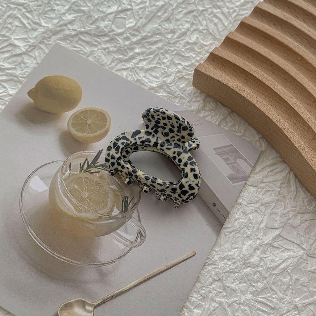Luxury Korean Minimalist Acetate Claw Hair Clip for Women