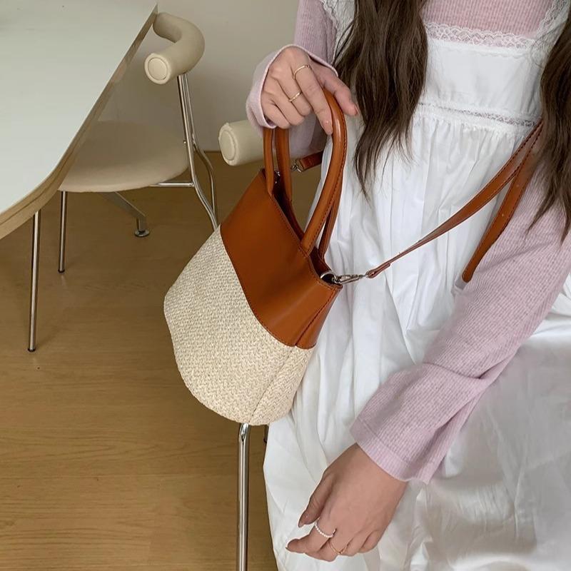 Women's Handbags Fashion Straw Patchwork Leather Top Handle Bags Summer Large Capacity Tote Bags Casual Beach Crossbody Bags