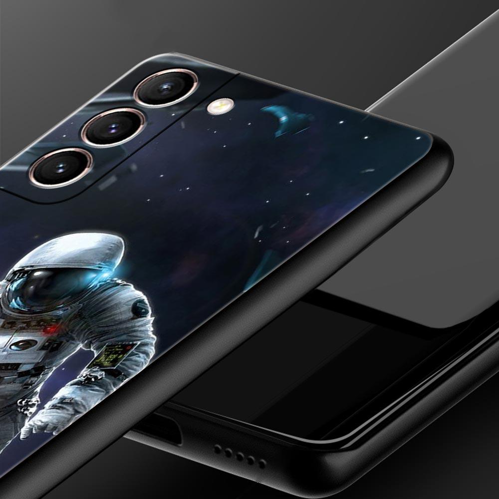 Cute Astronaut Moon Phone Case For Samsung Galaxy S23 S22 S21 S20 FE Ultra 5G S10 S10E S9 S8 Plus 10 20 Silicone Cover Bumper
