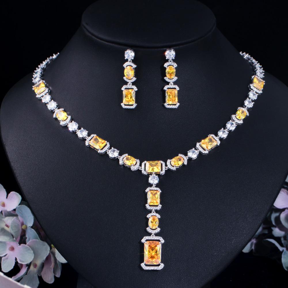 

Dinner Dress Wedding Accessories Set Colored Zircon Necklace Earrings Full Diamond Clavicle Chain Set