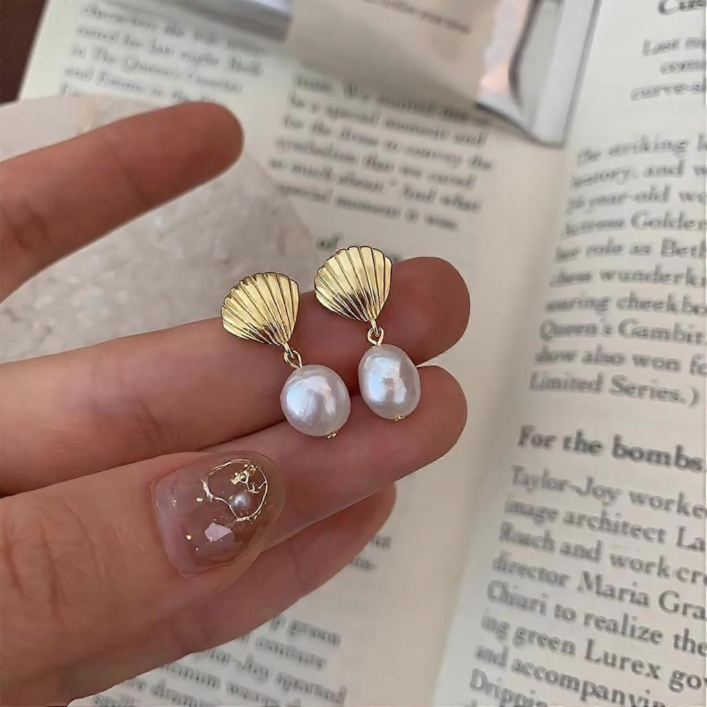 Brincos Pendentes de Pérola em Forma de Concha de Prata de Lei S925 para Mulheres Brincos Pendentes de Pérola Barroca em Forma de Concha Brincos Fofos de Concha Brincos Studs de Concha Brincos Pendentes de Concha