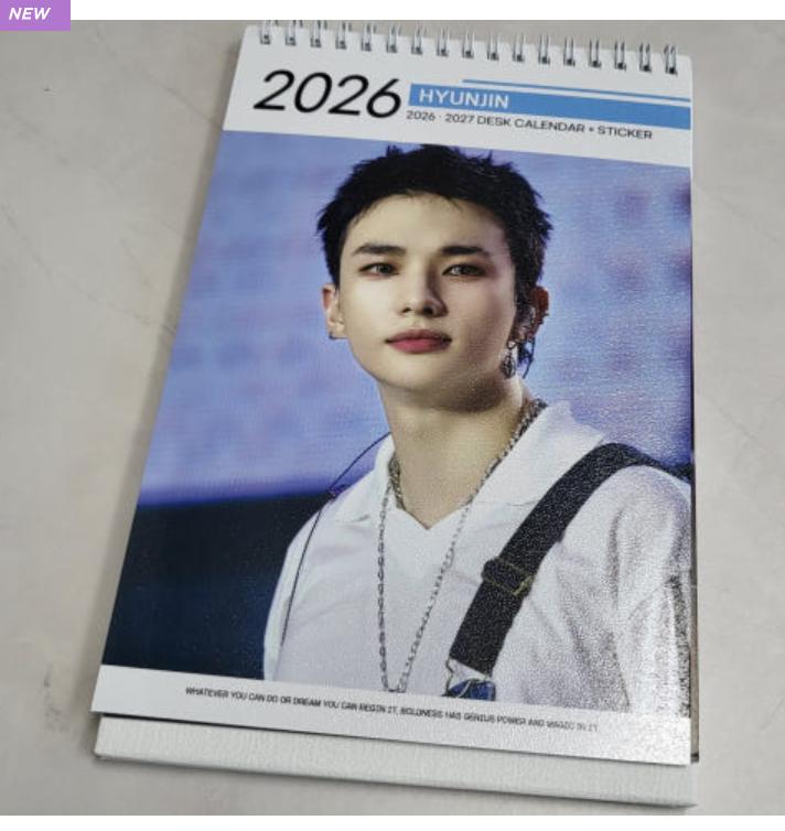 Stray Kids Hyunjin Stolní kalendář 2026 & 2027 K-pop Fanouškovské zboží