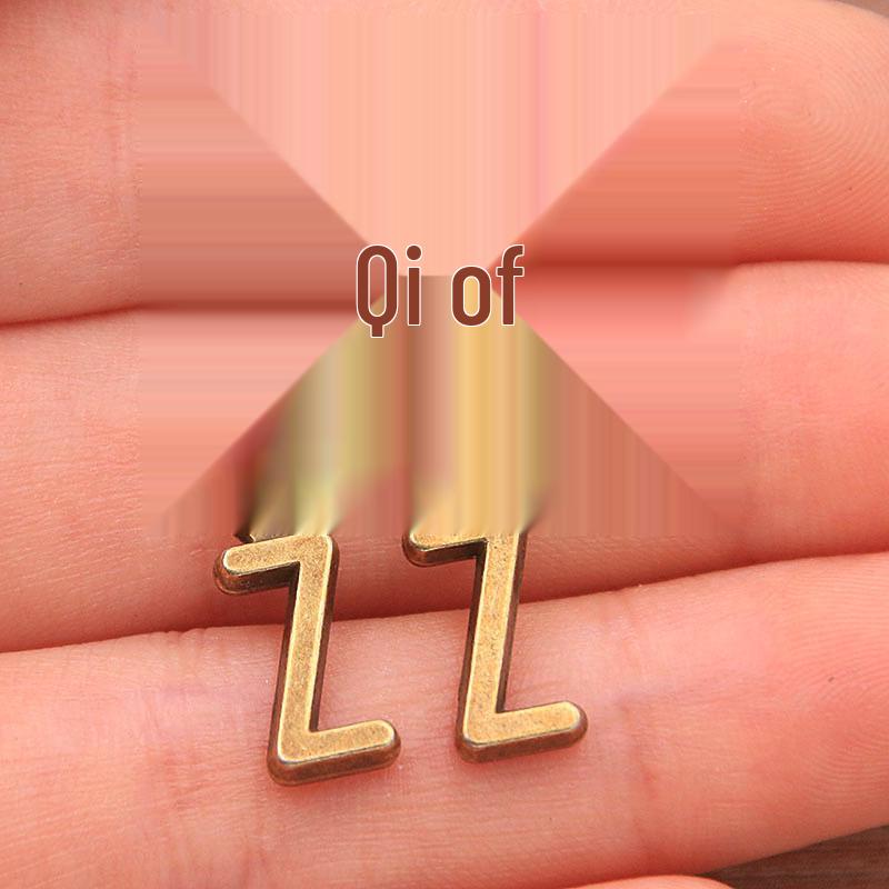 Zinc Alloy Alphabet Charms: 2 Colors, 26 Letter Pendants for Jewelry, Handbag, and Mobile Phone Accessories