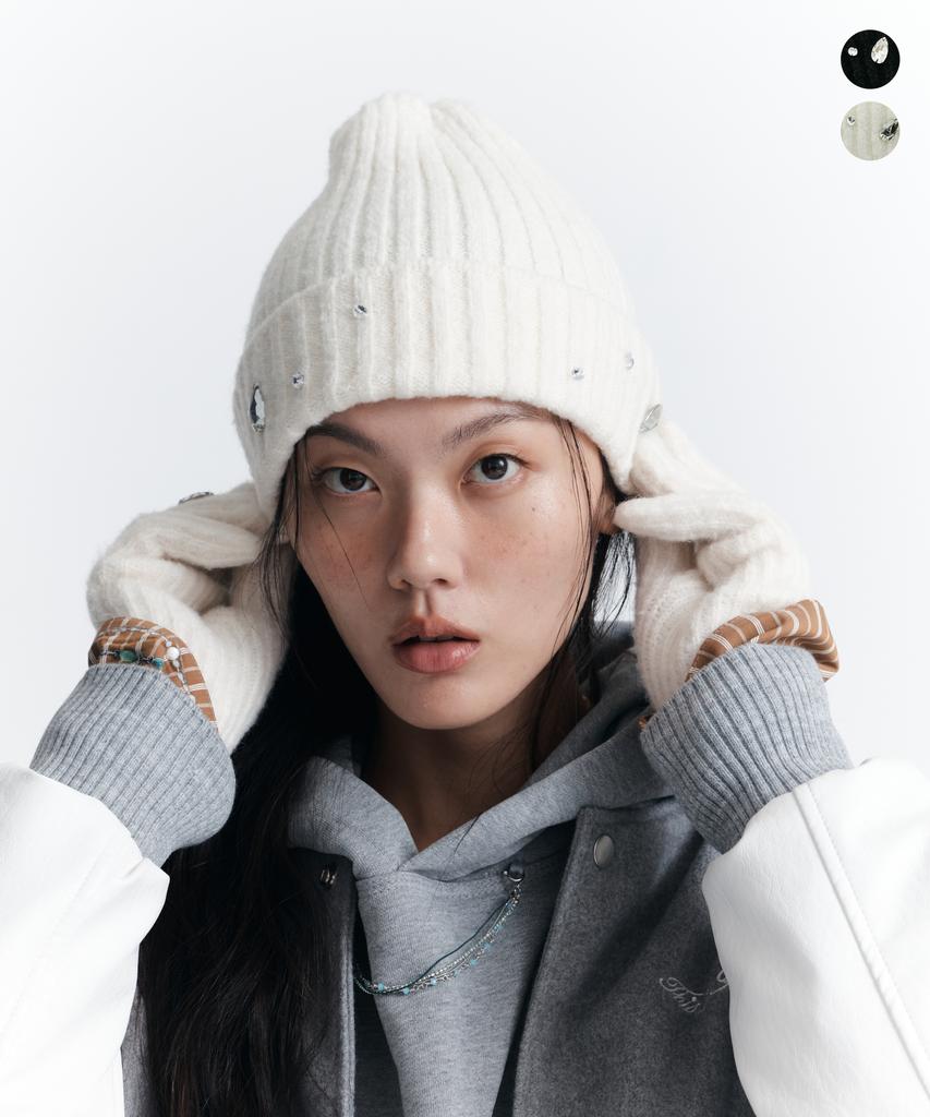 Diseuijeupain Knitted Beanie (2 Colors)