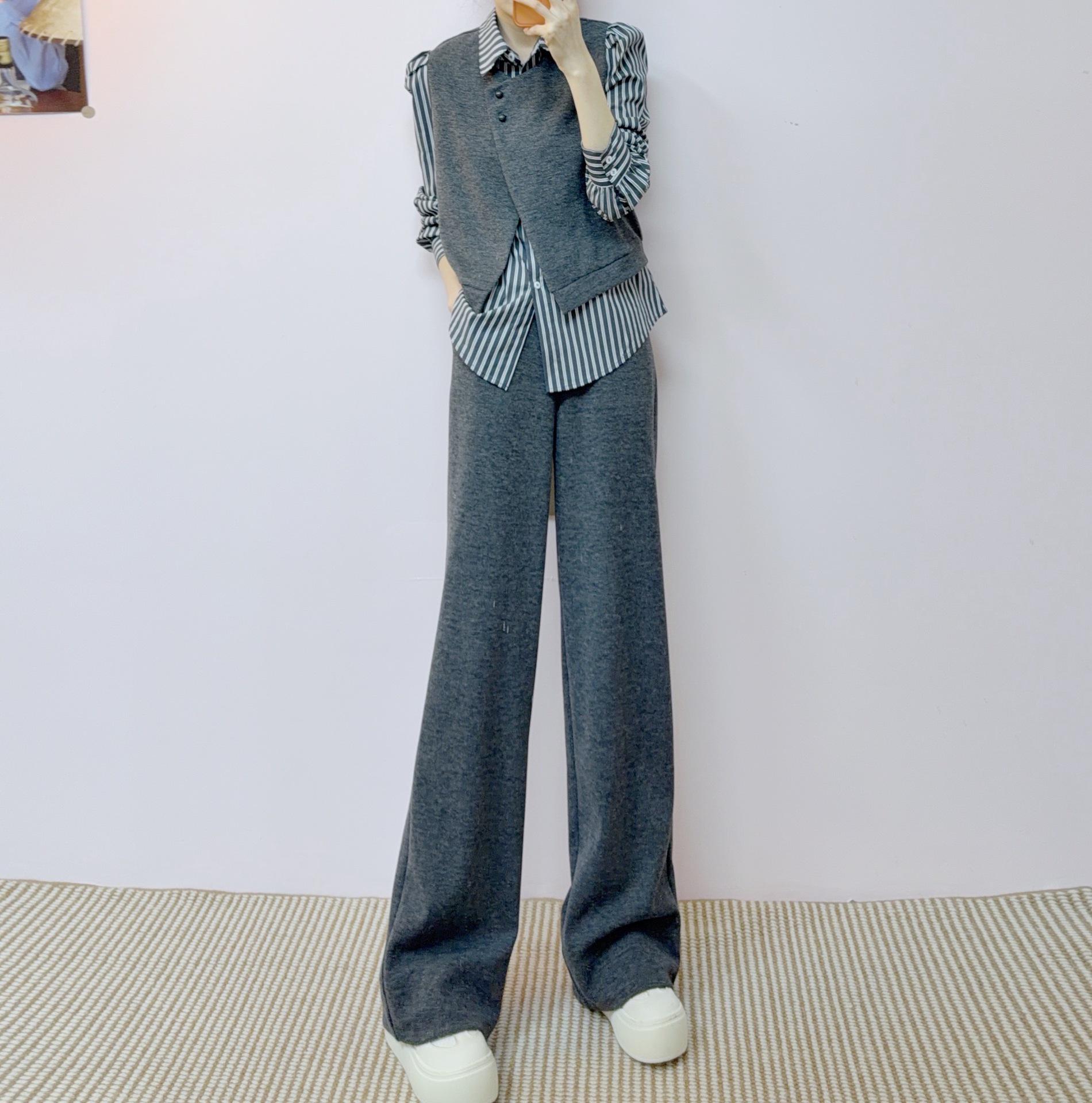 

Spring 2026 Faux Two-Piece Striped Top & Wide-Leg Pant Set M (Weight: 90-115 jin)