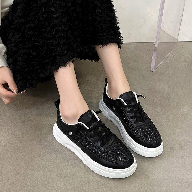 Scarpe da skate nuove per primavera, estate, autunno e inverno, scarpe da studente, a taglio basso, punta rotonda, con lacci
