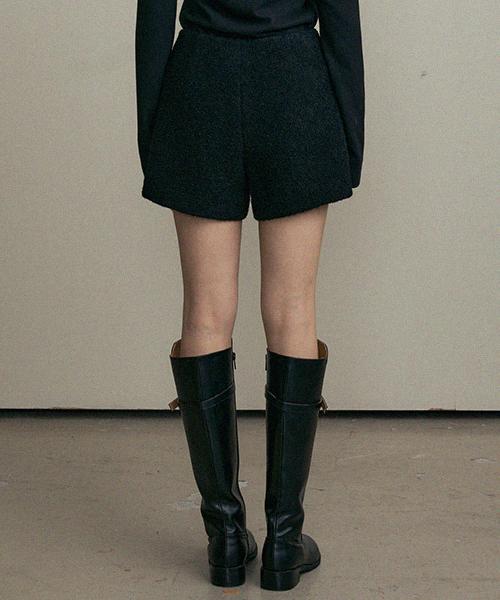 Lingseoul Alpaca Half Pants-Black