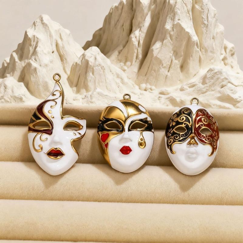 Cultural Inspired Peking Operas Mask Charm Alloy Pendant Elegant Jewelry Gift For Women Men