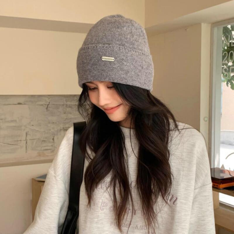 Women s Winter Classic Plain Simple 4-Color Beanie C6440_Gray