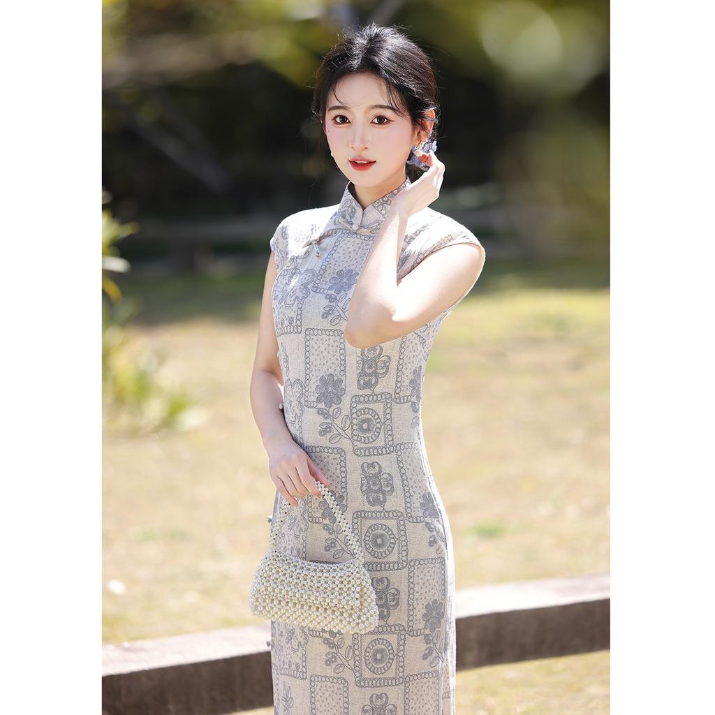 Retro style improved cheongsam women's 1011 new young girls new Chinese sleeveless long dress temperament can be worn daily