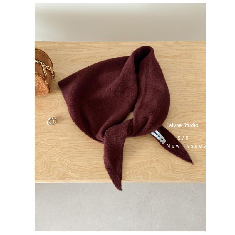 All wool Knitted Triangle Scarf Autumn and Winter Solid Color Versatile Shawl Vest Warm Shoulder Pads