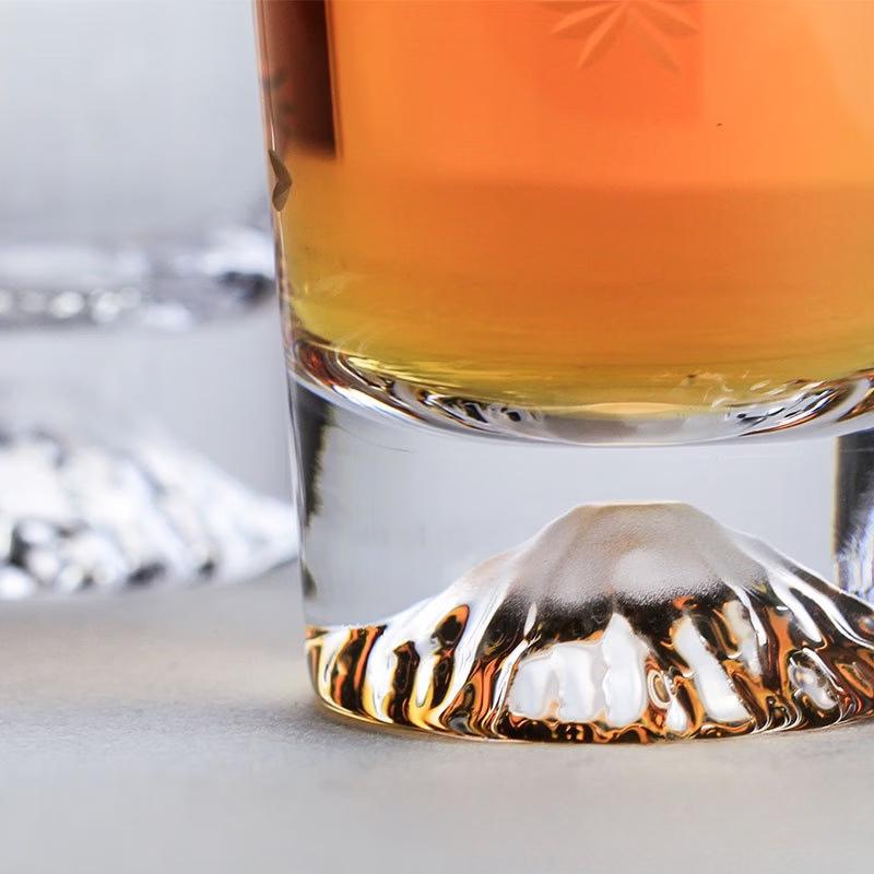 Shangqi Carved Crystal Whisky Glass