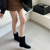 Retro Lazy Wind Pine Cone Short Boots Women's 2025 Autumn and Winter New Round Head Flat Bottom Martin Boots British Style