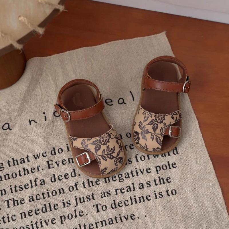 Fashion girls' sandals summer new girls' Roman sandals soft soled girl flat shoes anti slip girls' shoe retro child sandals shoe