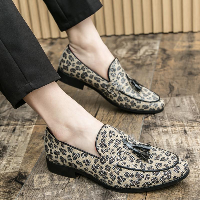 Men Retro Tassel Shoes Men Casual Comfortable Fashionable Small Leather Shoes Men Business Brand Lefu Shoes Size 38-47