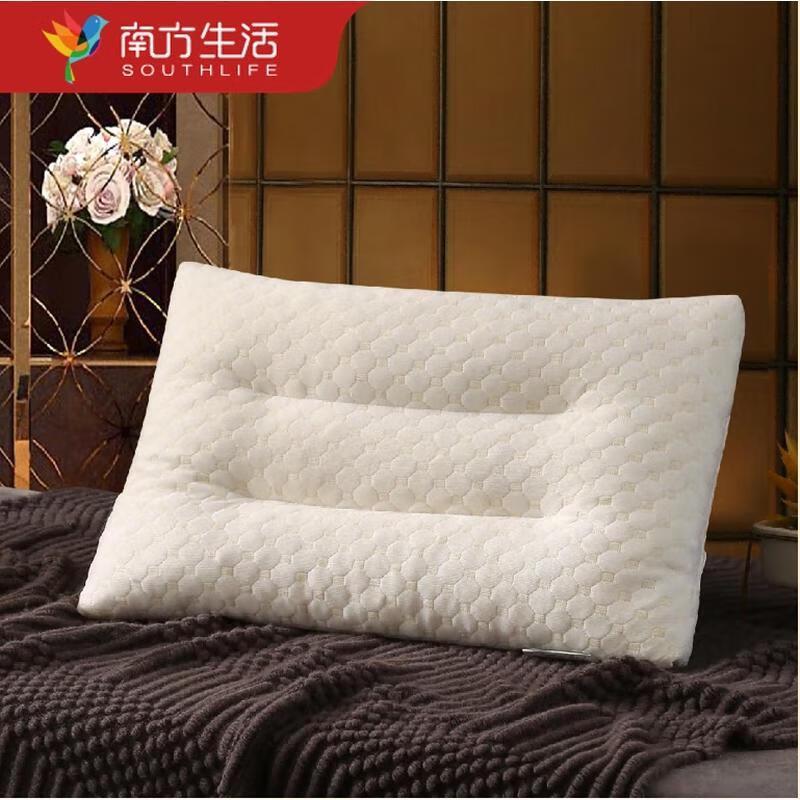 

Southern Life Knitted Cotton Latex Pillow