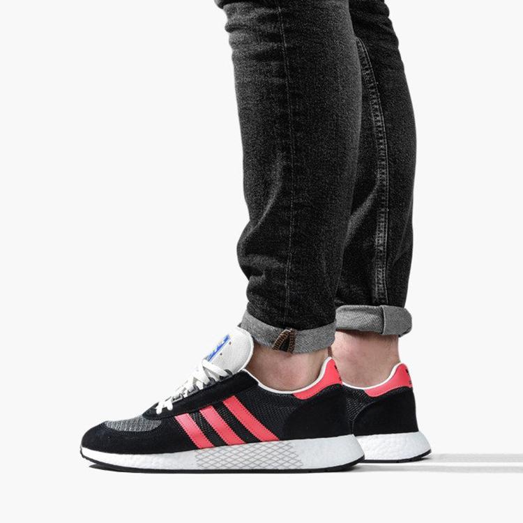 adidas Marathon Tech