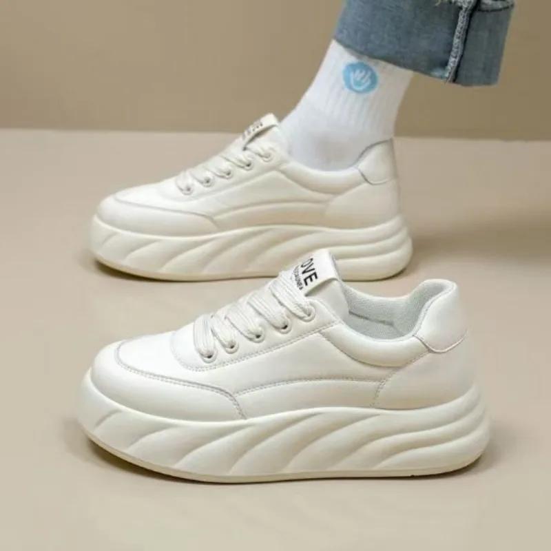 Hot Selling Women's Shoes Woman Casual Shoes Fashionable and Comfortable Skateboarding Shoes Female Tennis Walking Bread Shoe