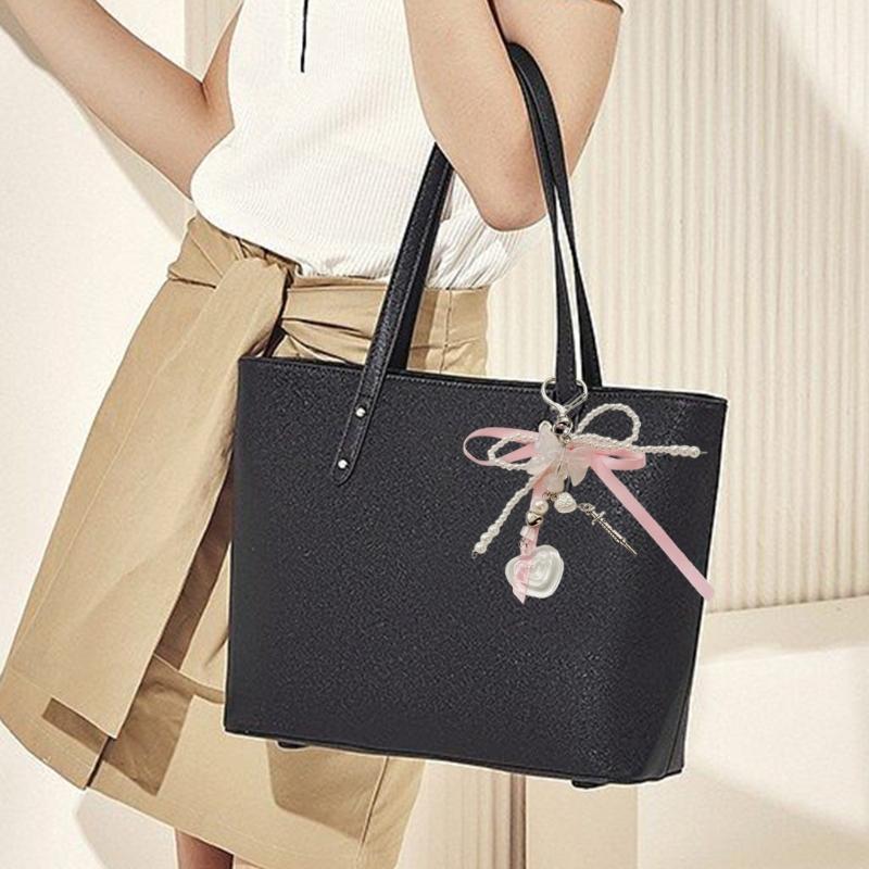 Fashionable Faux Pearls Bowtie Charm Stylish Bowknot Ribbon Keychain Bag Ornament Jewelry for Purses and Accessories