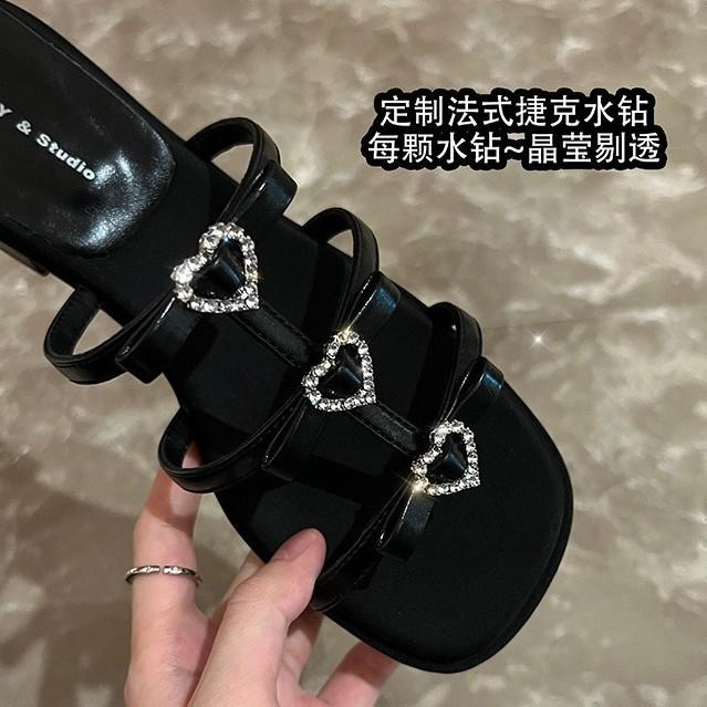 [French Love Rhinestones] Pure desire wind heightened thick heel exquisite outer wear sandals women's 2025 summer beach slippers