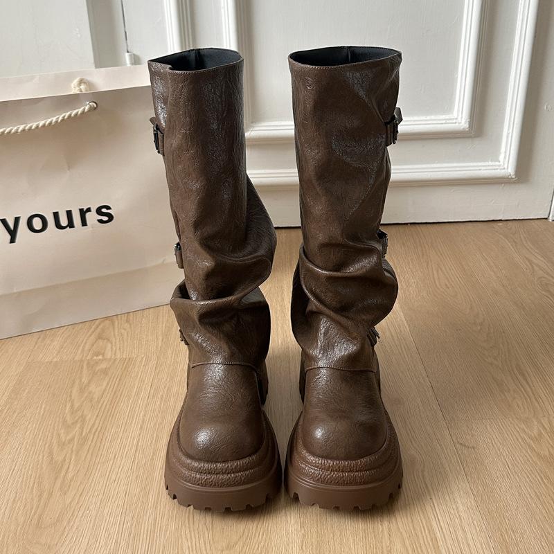 

Retro pleated stacked boots women s 2025 new autumn and winter thick heel thick-soled tall boots small height-increasing knight boots 40 темно-коричневого