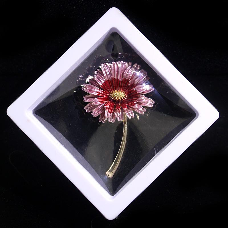 Exquisite Pearl Scarf Buckle: Rhinestone Butterfly Brooch & Bow