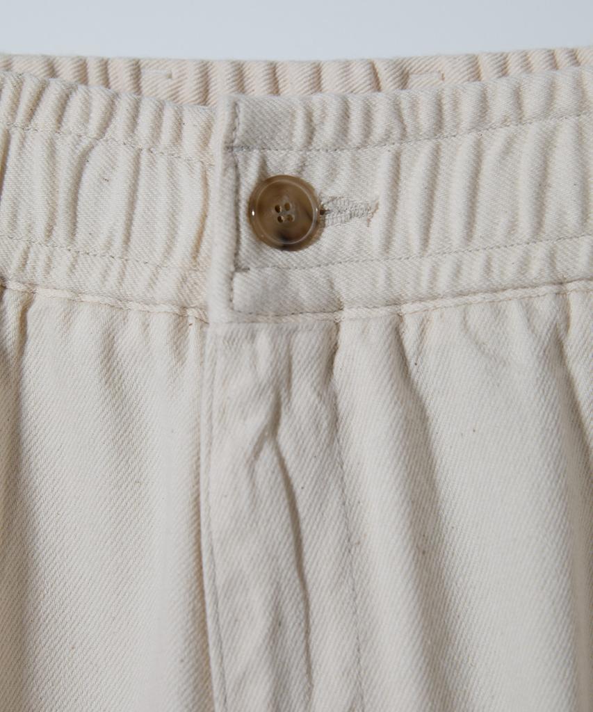 Holliseon Cove Drape Loose Denim Pants Ecru