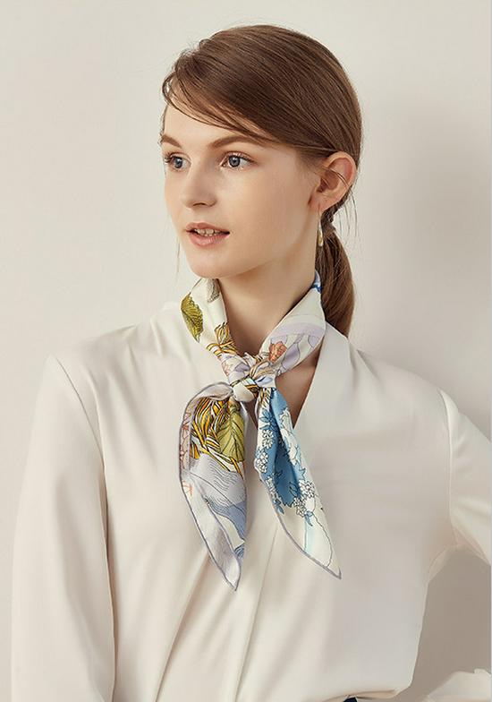 Luxury Mulberry Silk 70cm Square Scarf - Perfect Custom Gift for Mother's Day or Teacher's Day