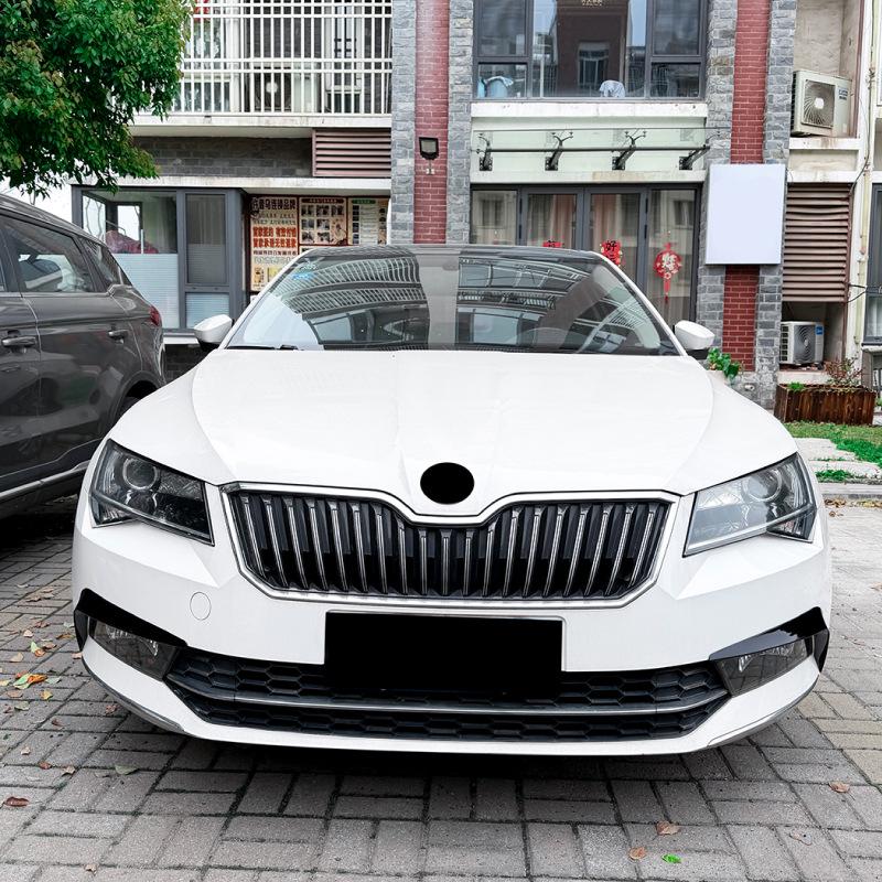 Škoda Superb MK3 2015-2019 Přední nárazník Větrný deflektor Spoilery Samolepka