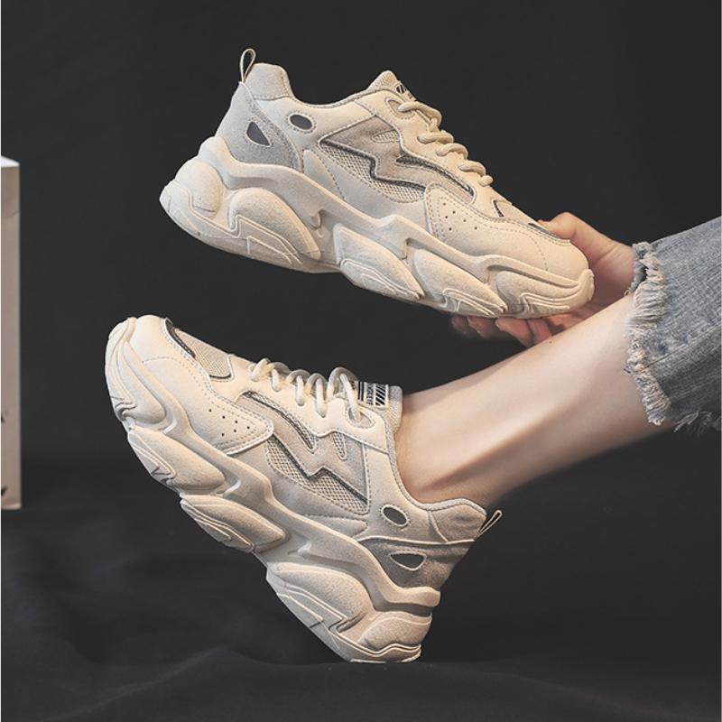 chunky eyes sneaker