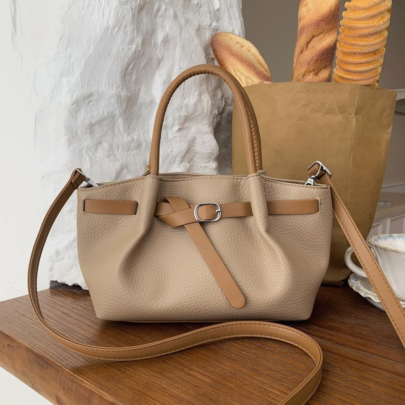 Cool Small Bag, Fashionable Crossbody Bag, Exquisite Handbag with A Bucket Shape, Small Tote Bag