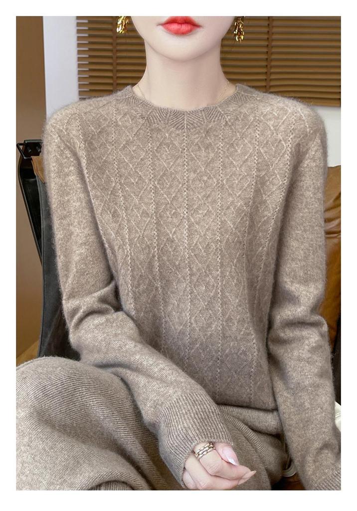 Women's Cable Knit Pure Wool Sweater, 2024 Autumn/Winter, Solid Color, Round Neck, Warm Base Layer.