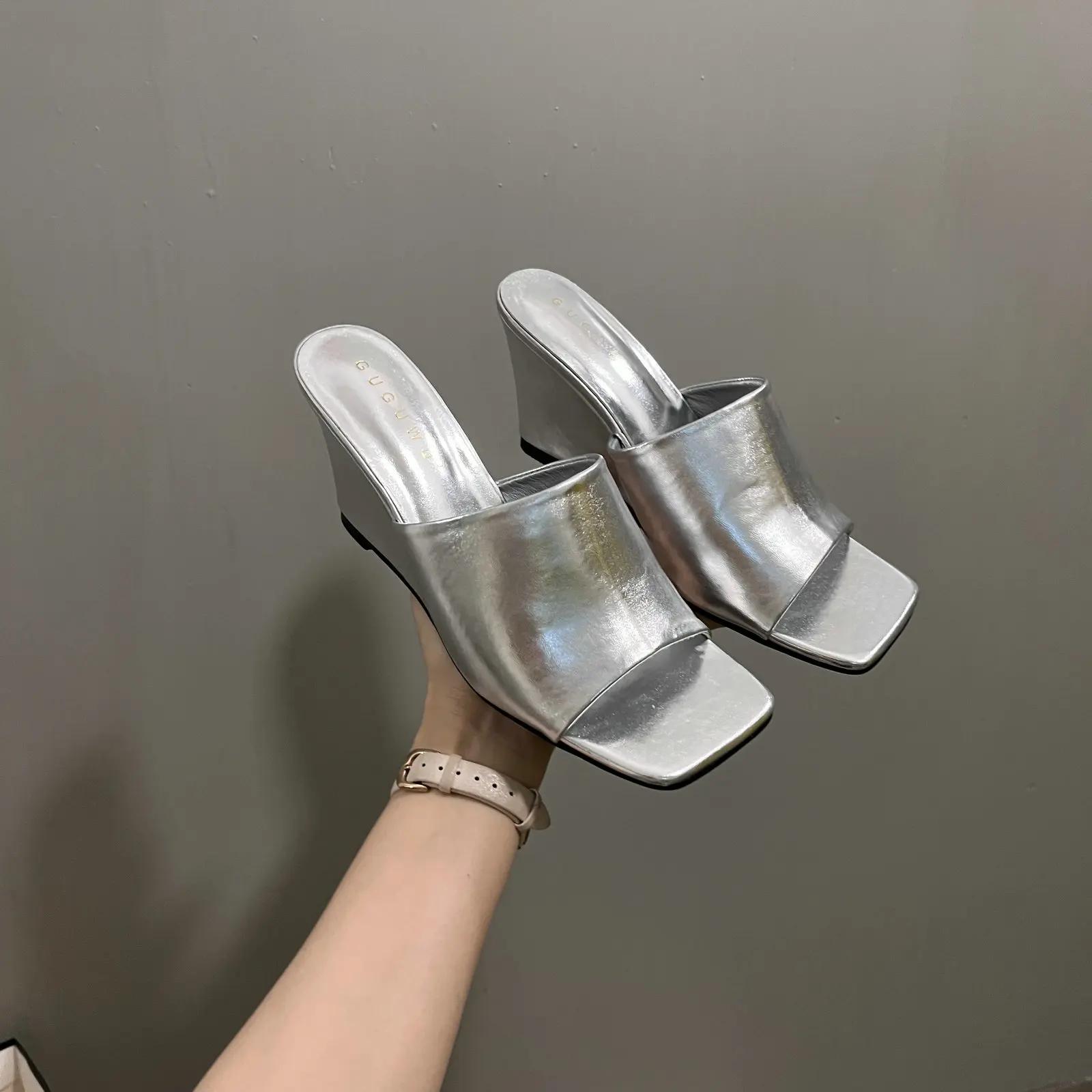 

Мода 2024 Лето Серебряный Открытый Носок Женские Тапочки Модные Элегантные Шлепанцы Туфли Дамы Новое Поступление Уличное Платье Босоножки На Танкетке Каблук 38 серебряный