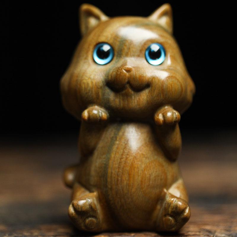 Green Sandalwood Cat Ornament - Solid Wood Hand-Carved Kitten for Home or Car Décor